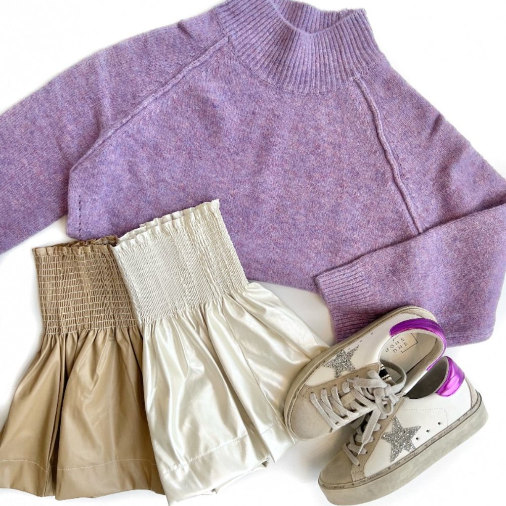 Leather swing short- white/tan